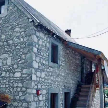 Kukaj * فالبني