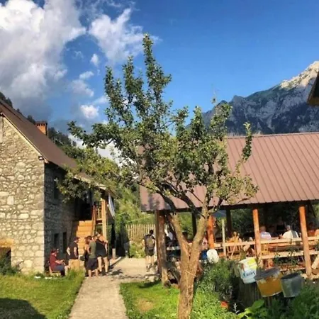Kukaj Hostel
