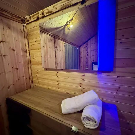 Kukaj بيت شباب