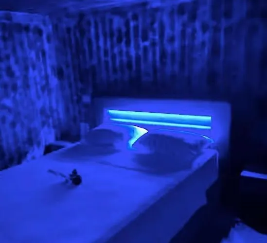 旅馆 Kukaj 瓦勒博内