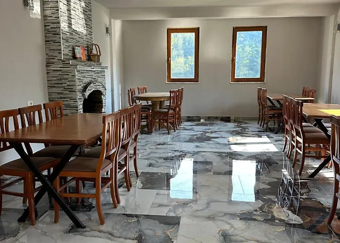 Kukaj * 瓦勒博内